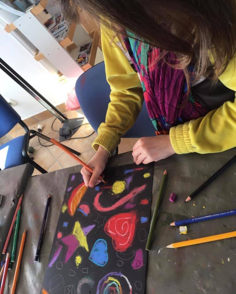 likovna radionica za decu kretiva art